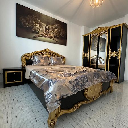 Dream Studios 2 Bucharest Luaran gambar