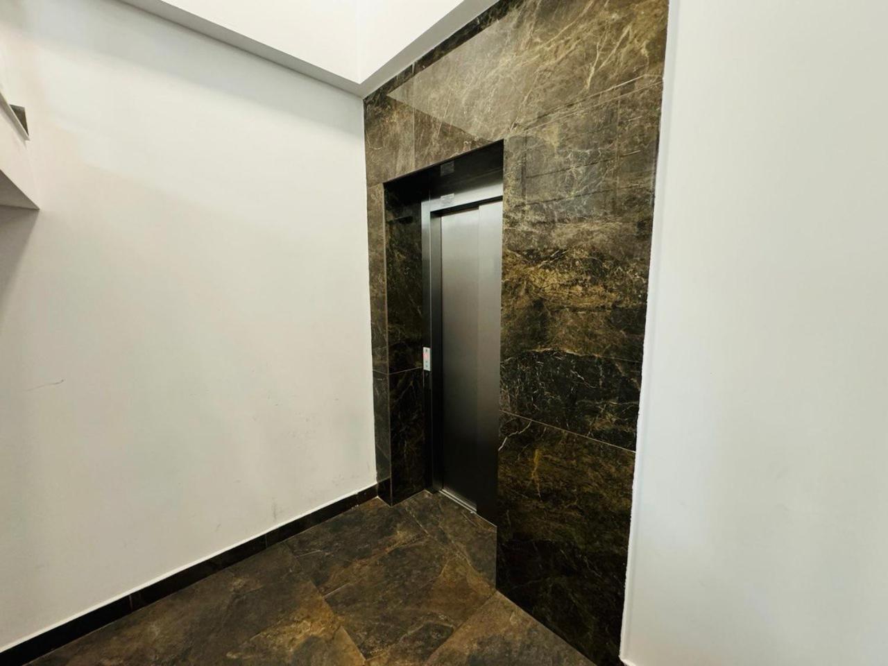 Dream Studios 2 Bucharest Luaran gambar